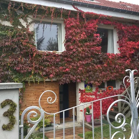 La Sapinière De Hébergement de vacances Vittel